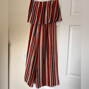 Beautiful fall jumpsuit; perfect for the this season !